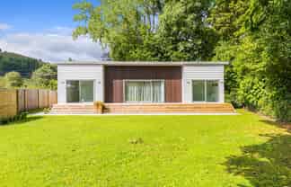 86 Totara St (state Highway 4), Taumarunui