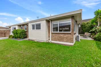 130D Lakeside Drive, Orewa