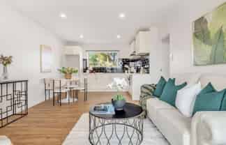 3/4 Moreland Rd, Mount Albert