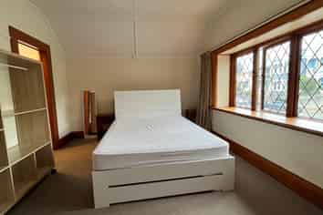 Room 2/ 35 Heriot Row, Dunedin Central