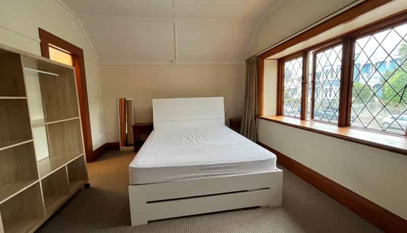 Room 2/ 35 Heriot Row, Dunedin Central