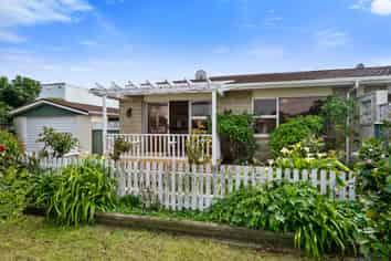1/11 Rui Street, Tahunanui