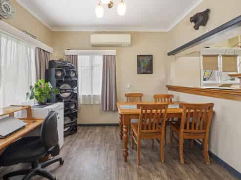 24 and 24A Shirley Street, Mangakakahi