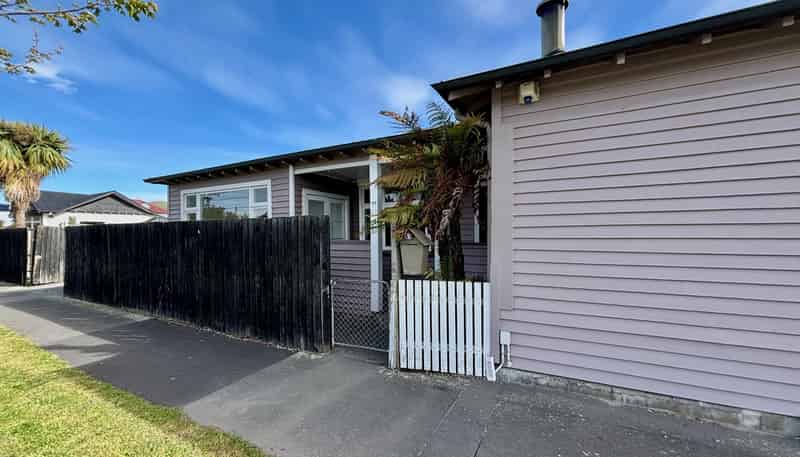 50 Sullivan Avenue, Woolston