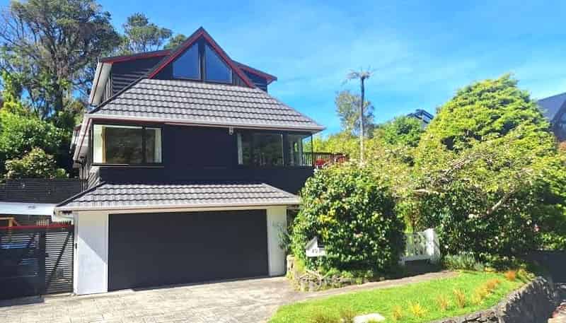 49B Simla Crescent , Khandallah