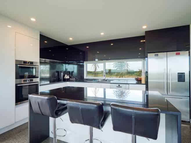 89 Sunrise Drive, SEAWARD BUSH