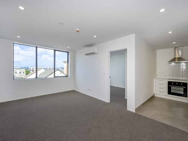 3 Rauemi Way, Te Atatu South