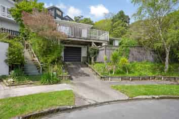 9 Damian Grove, Waterloo