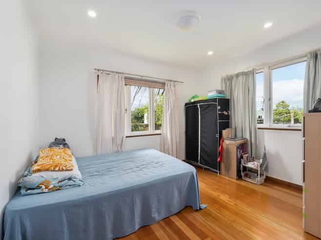 86 Mcleod Road, Te Atatu South