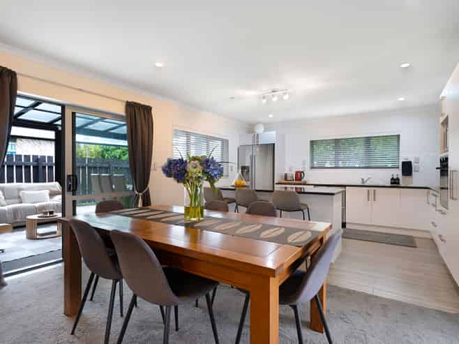 28B Kirrie Avenue, Te Atatu South