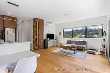 12&12A Blanc Road, Silverdale