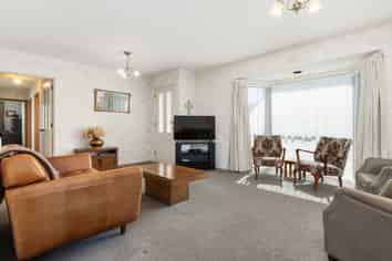 86 Royal Park Drive, Parklands