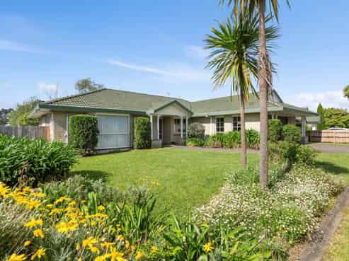 5 Frank Nobilo Drive, Golflands