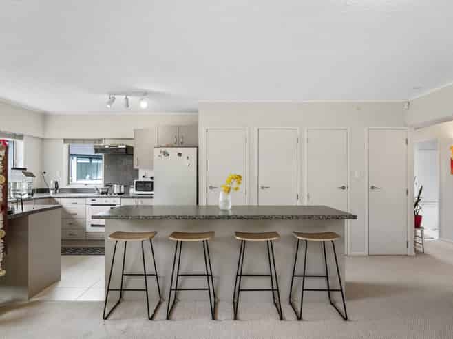 4/8 Yattendon Road, St Heliers