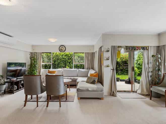 4/8 Yattendon Road, St Heliers