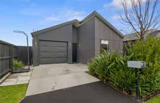 16 Billy T Lane, Rolleston