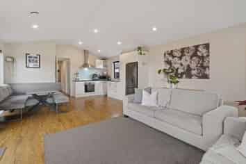 16 Billy T Lane, Rolleston