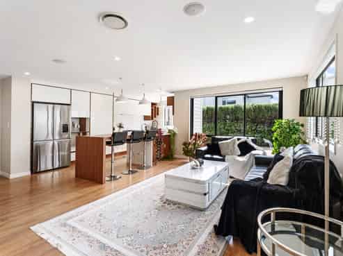 44 Kokowai Parade, Hobsonville