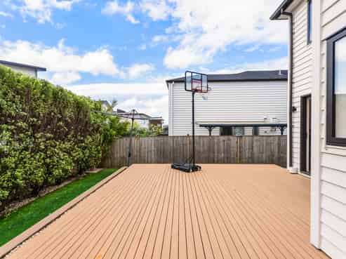 44 Kokowai Parade, Hobsonville