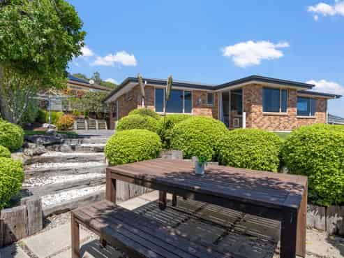 4 Hampshire Place, Stoke