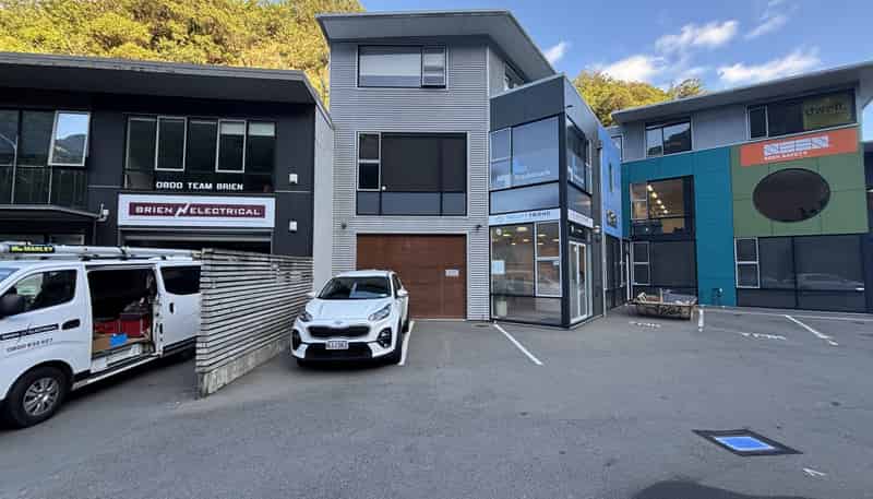 69 Kaiwharawhara Road, Kaiwharawhara