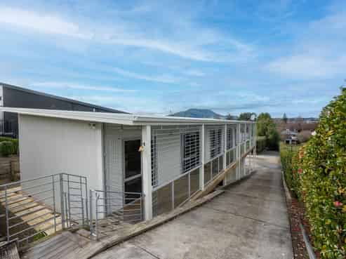 16 Noble Street, Nukuhau