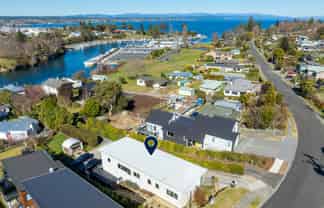 16 Noble Street, Nukuhau