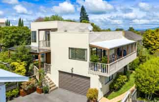 135A Lake Crescent, Hamilton Lake