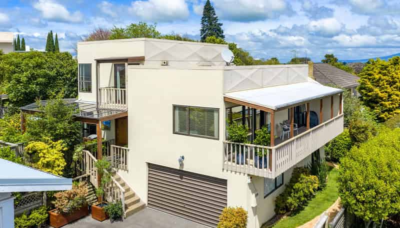 135A Lake Crescent, Hamilton Lake