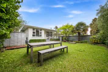 12 Koromiko Street, New Lynn