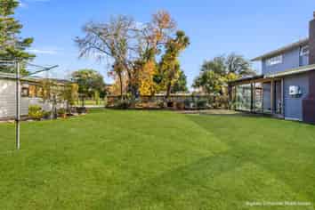 87 Pigeon Valley Road, Wakefield