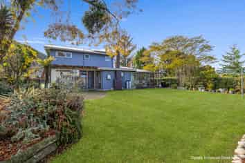 87 Pigeon Valley Road, Wakefield