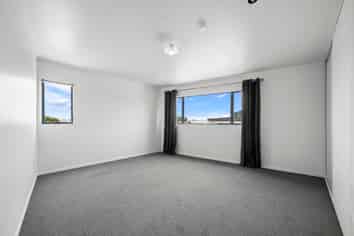 Industrial Unit with Dual Use