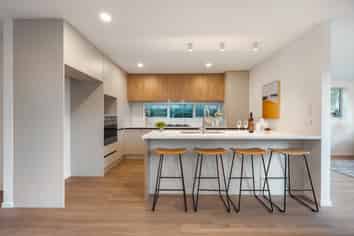 2/6 Kaimai Avenue, Massey