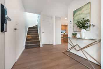 2/6 Kaimai Avenue, Massey