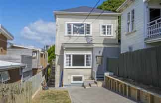 9A Stoke Street, Newtown