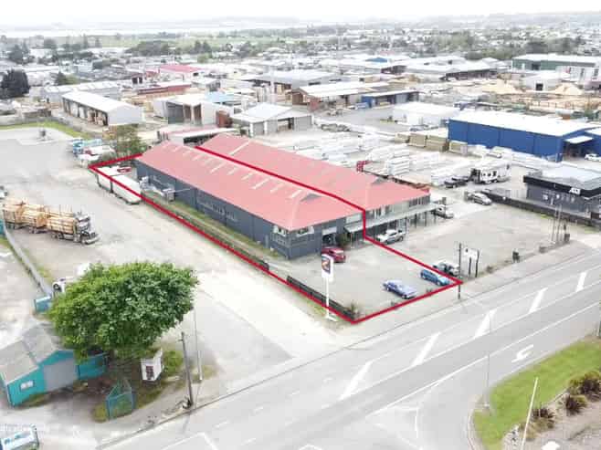 Affordable Warehouse with Yard