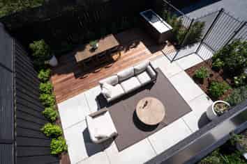 9 Hewitts Road, Merivale