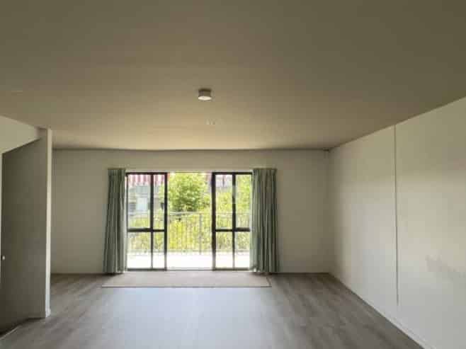 6 Ambrico Place, New Lynn