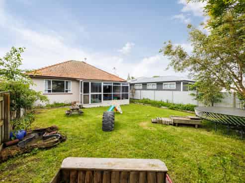 32 Haydon Street, Roslyn