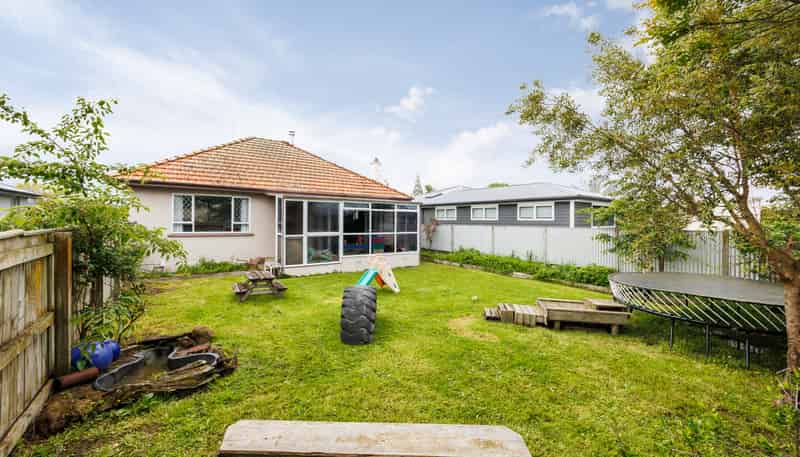 32 Haydon Street, Roslyn