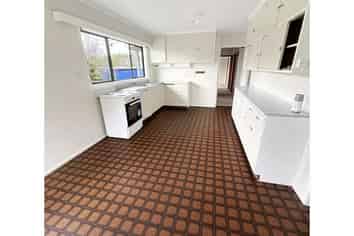 Hawkes Bay - Address withheld