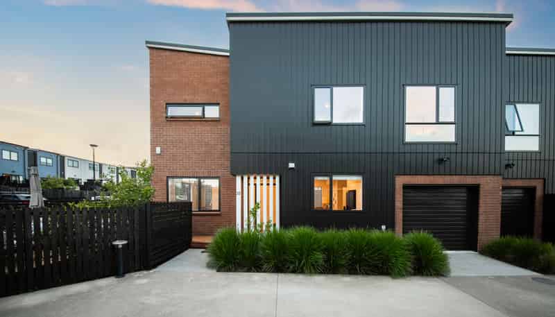 33 David Carnegie Road, Hobsonville