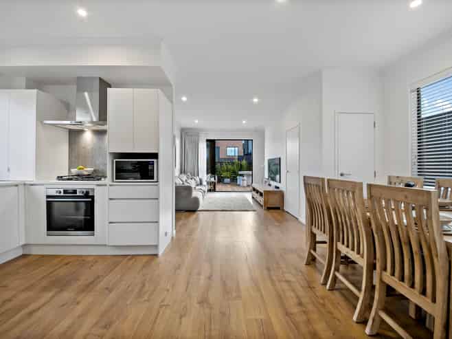 33 David Carnegie Road, Hobsonville