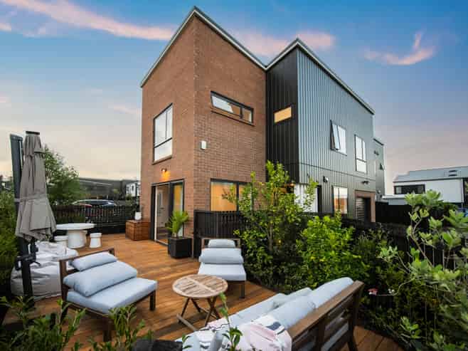 33 David Carnegie Road, Hobsonville