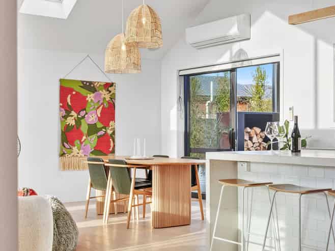 32 Cooper Crescent, Luggate