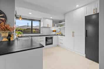 51 Kelvin Crescent, Allenton