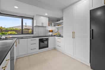 51 Kelvin Crescent, Allenton