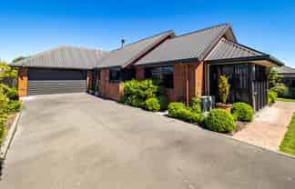 51 Kelvin Crescent, Allenton