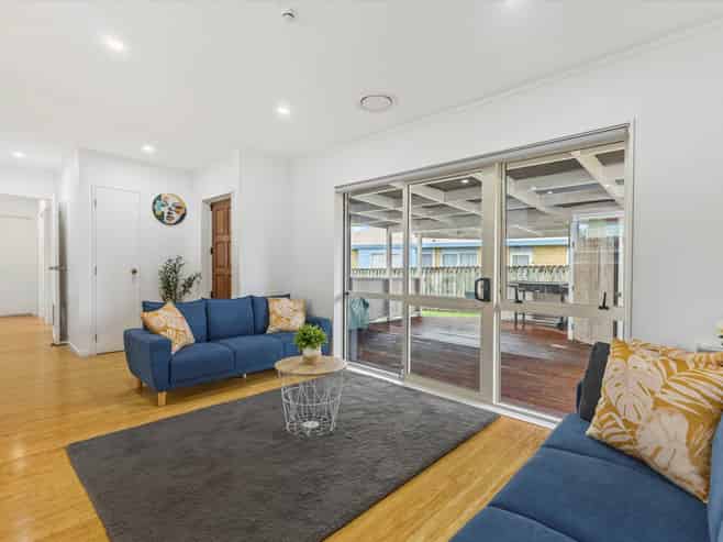 14 Tonson Place, Weymouth